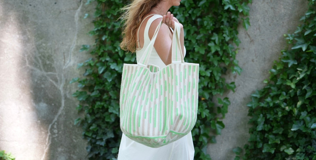 Susu Tote